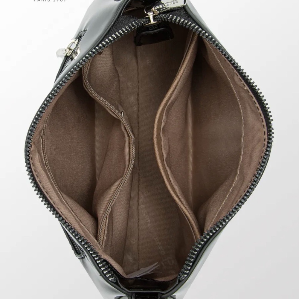 Patent Chic Black Shoulder Bag - Picture 4 of 8